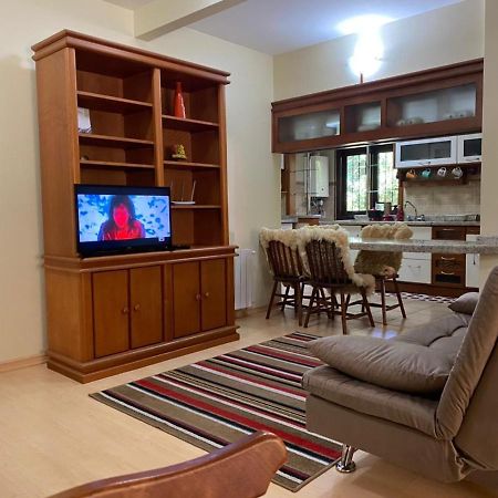 Charme Apartamento Centro De Gramado Bagian luar foto
