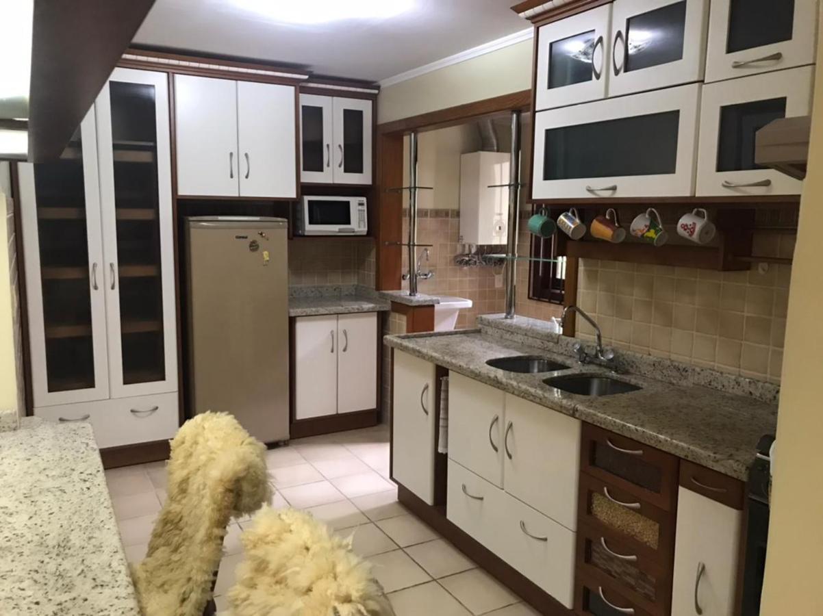 Charme Apartamento Centro De Gramado Bagian luar foto