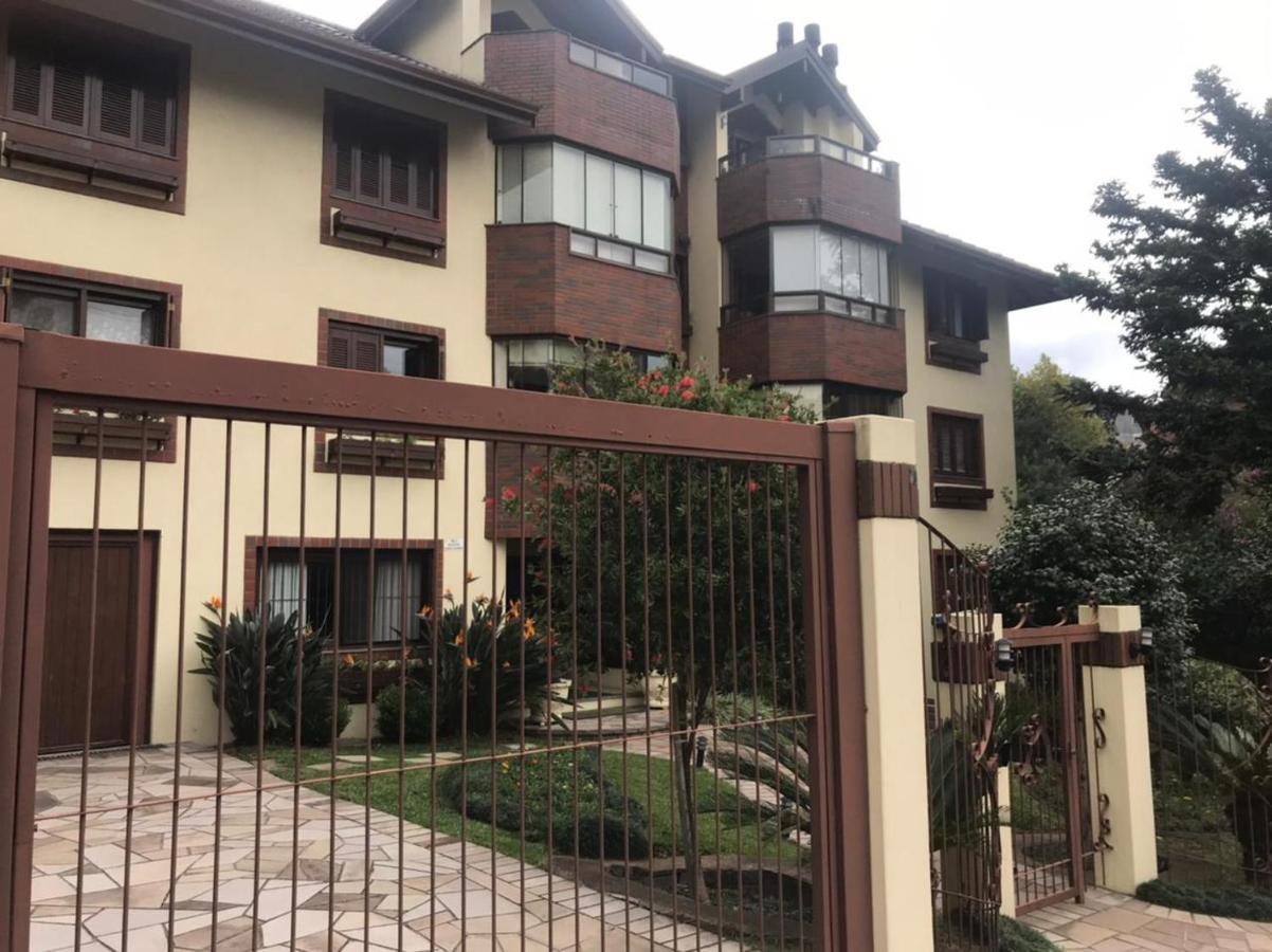 Charme Apartamento Centro De Gramado Bagian luar foto