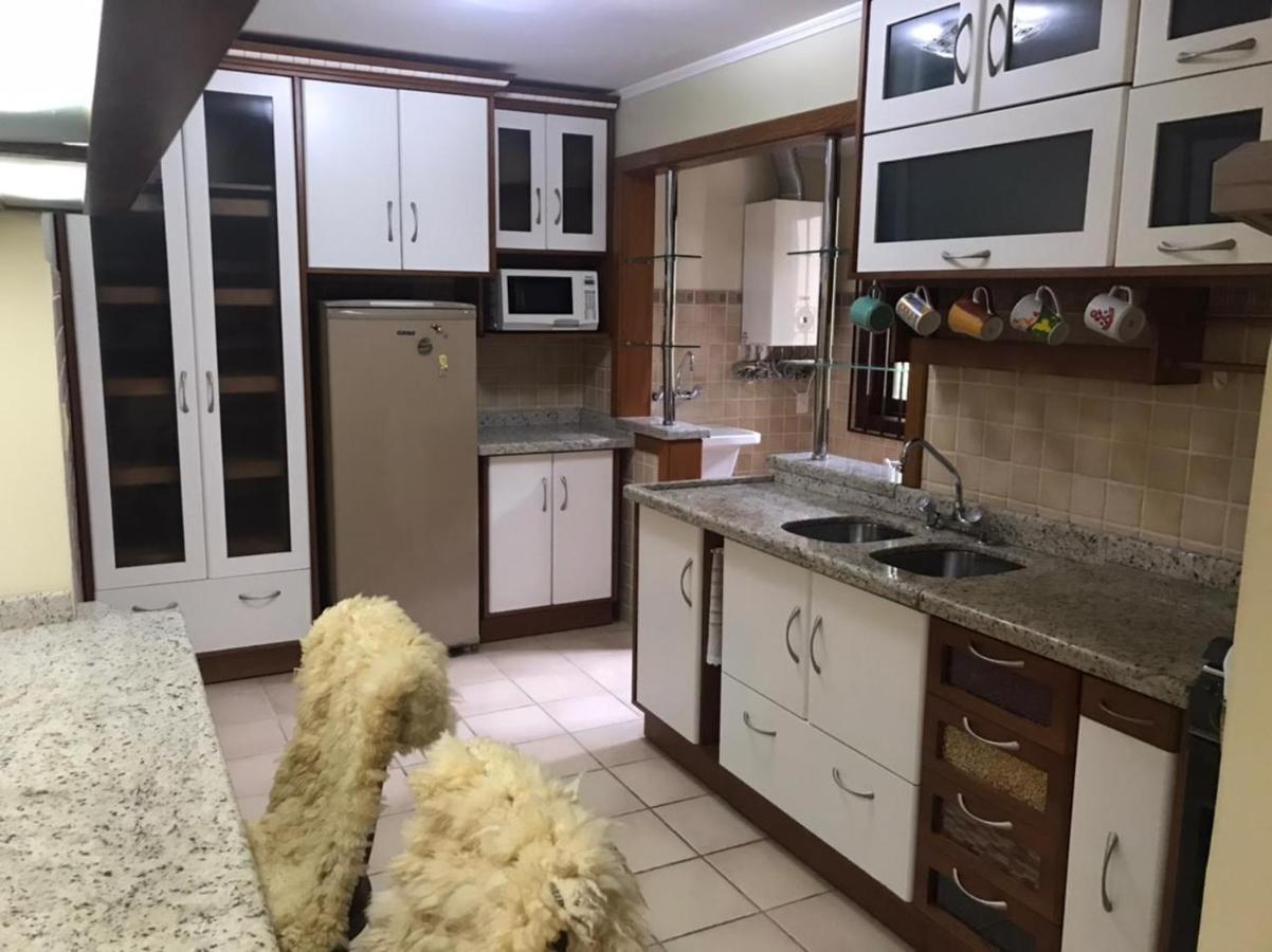 Charme Apartamento Centro De Gramado Bagian luar foto